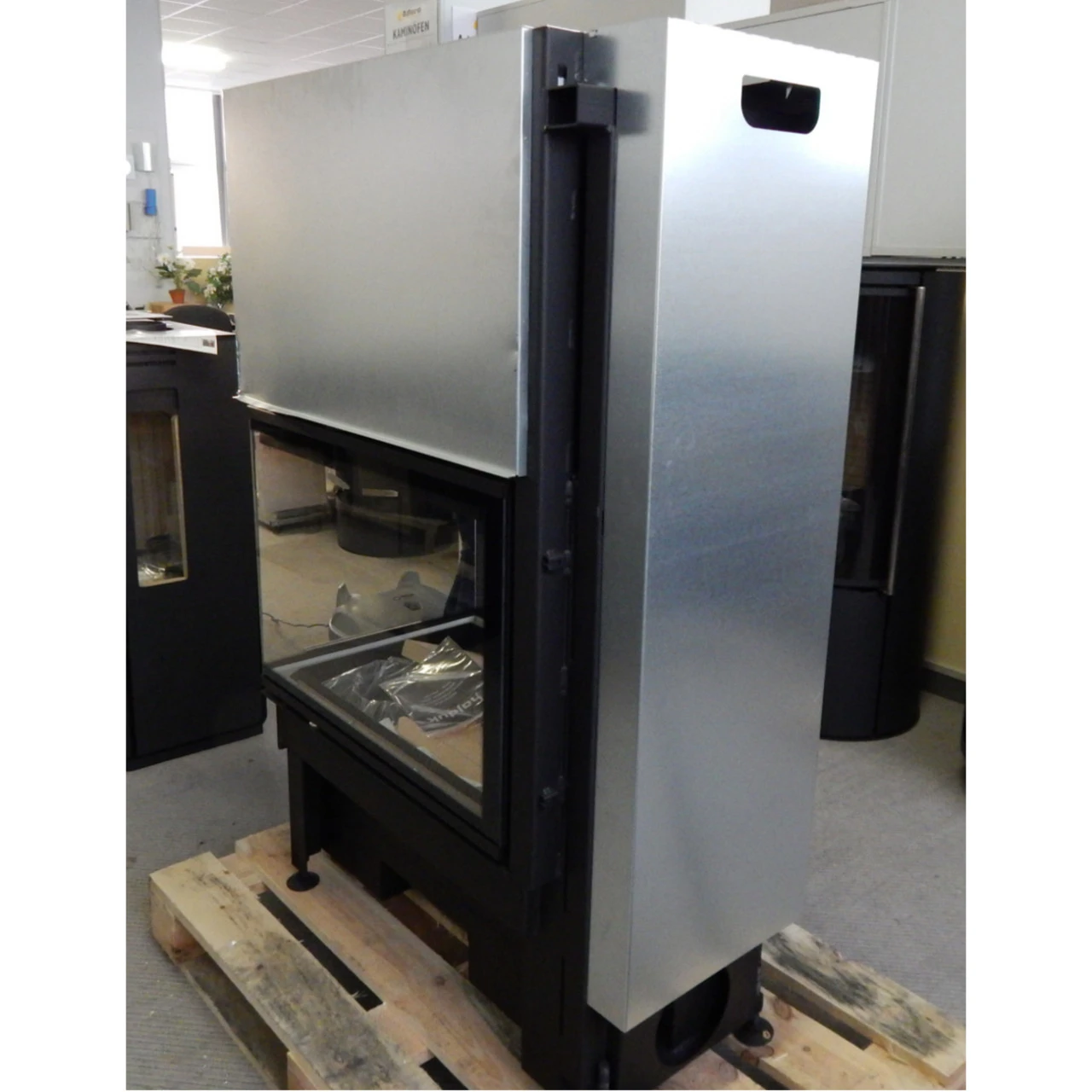 Volcano 3PLUH Panorama Kamineinsatz 11kW Schwarz 6 Volcano 3PLUH Panorama Kamineinsatz 11kW Schwarz – Bild 4