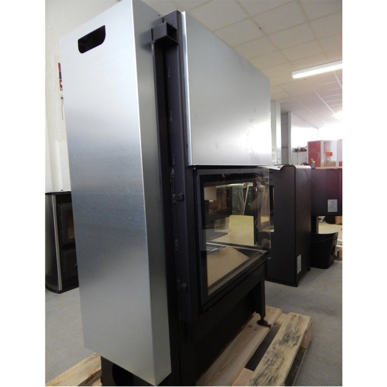 Volcano 3PLUH Panorama Kamineinsatz 11kW Schwarz 5 Volcano 3PLUH Panorama Kamineinsatz 11kW Schwarz – Bild 3