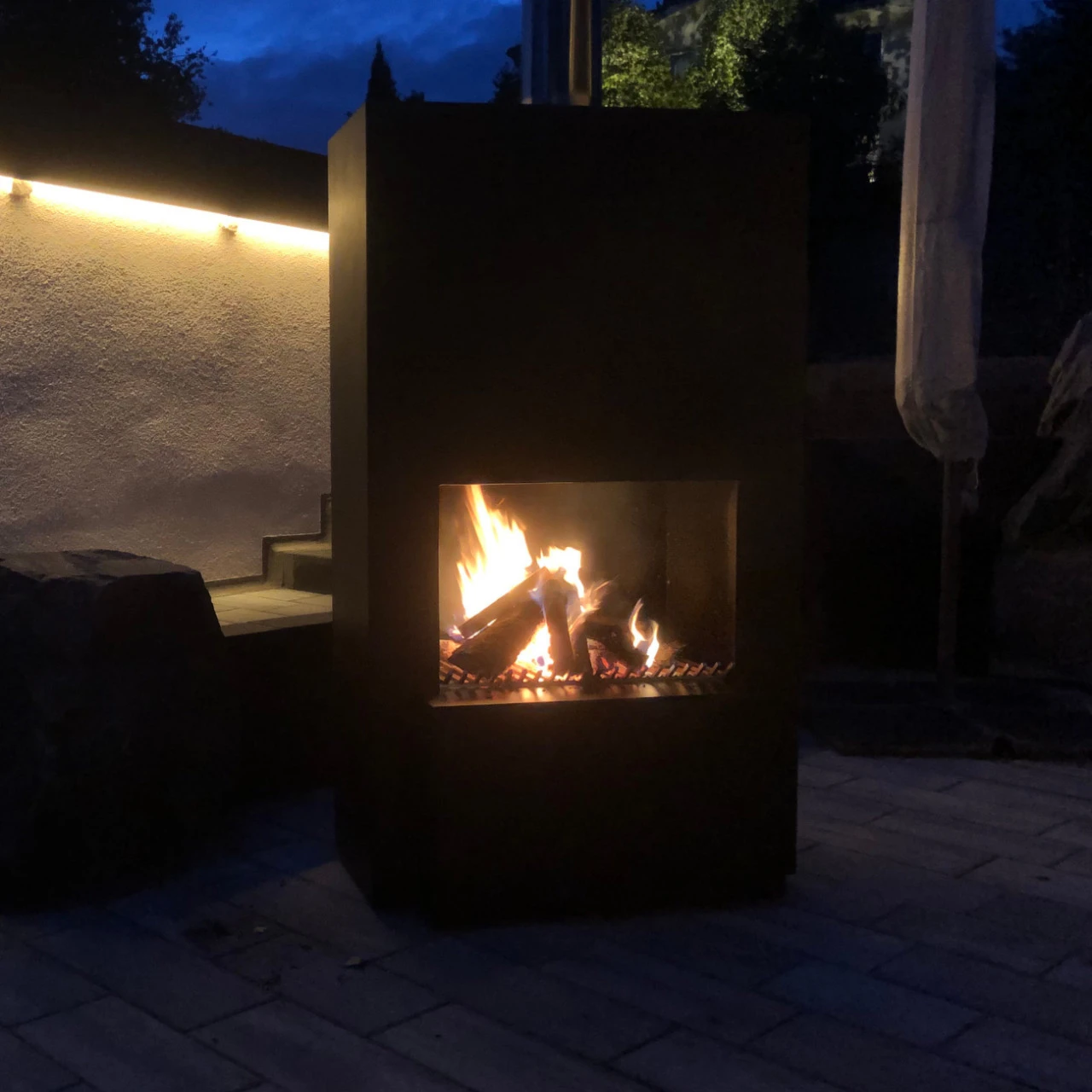 Outdoor/Garten Kamin Feuersäule Pinacate In Schwarz Stahl 7 Outdoor/Garten Kamin Feuersäule Pinacate In Schwarz Stahl – Bild 5