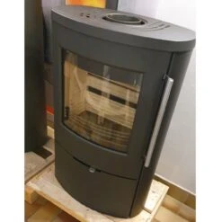 TT80RL Kaminofen Schwarz 5kW -Besten Kamin Laden termatech tt80rl kaminofen ausstellung1 1280x1280